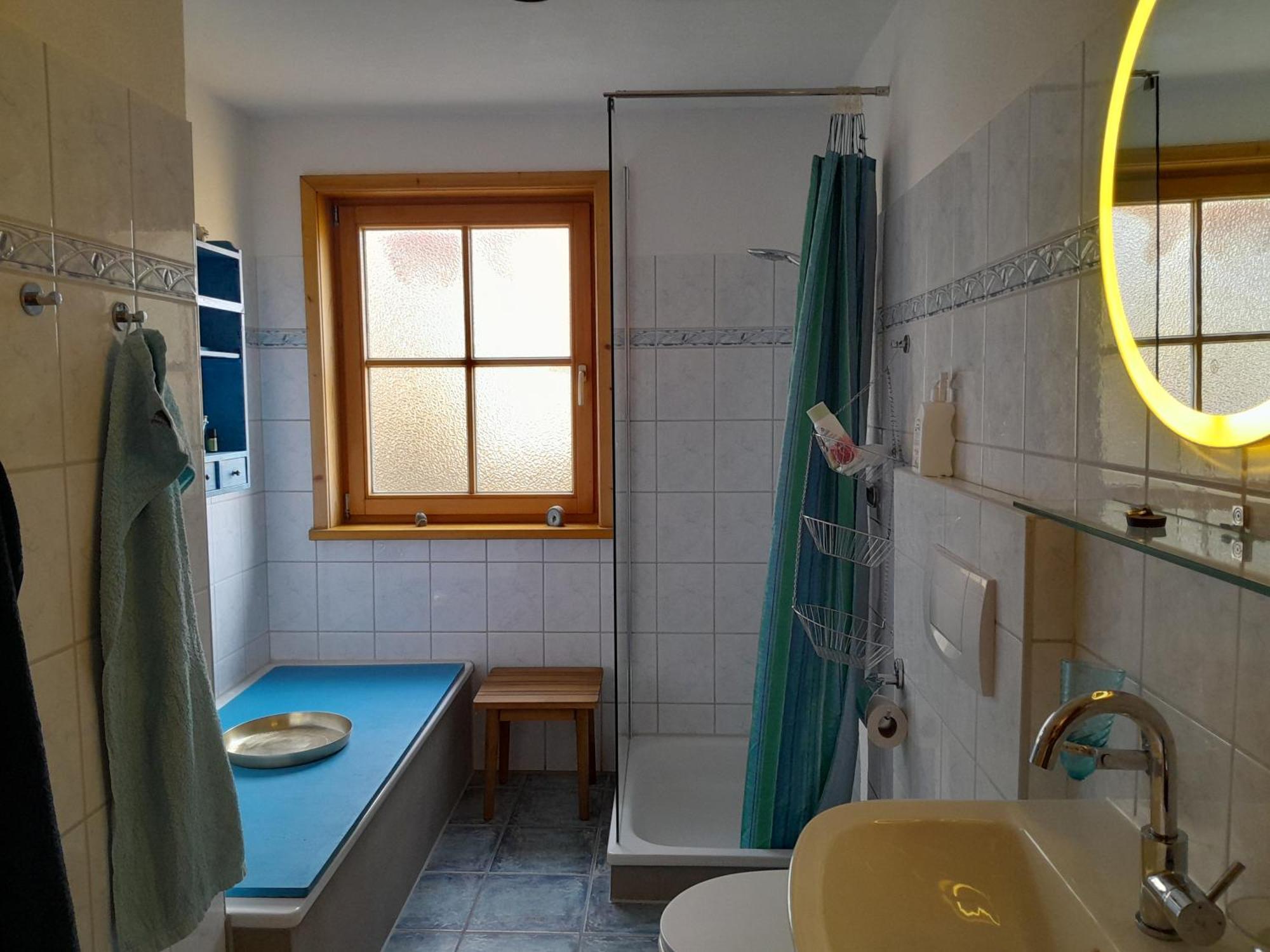 Apartment Neueroeffnung, 2 Wunderschoene Im Gruenen